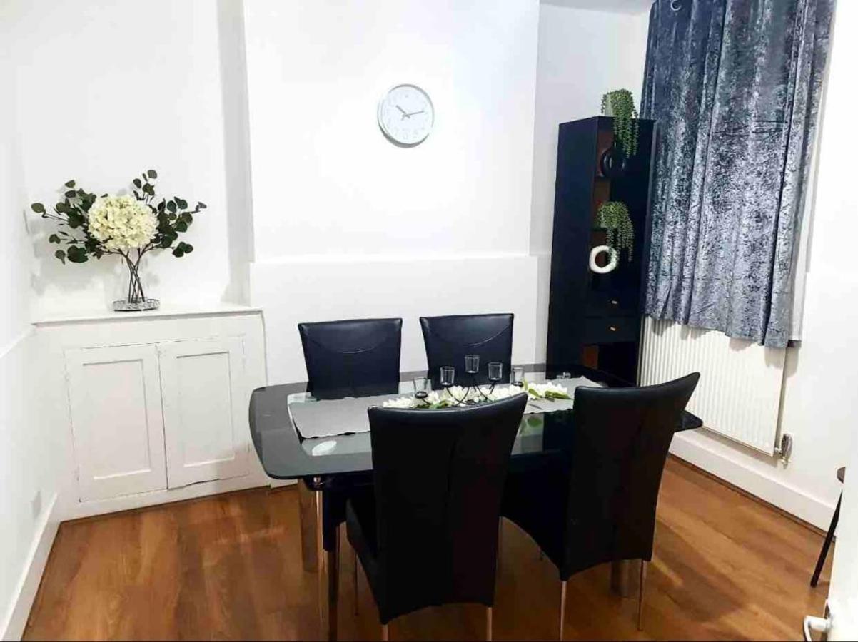 L A Place Croydon, London Villa Norwood Kültér fotó